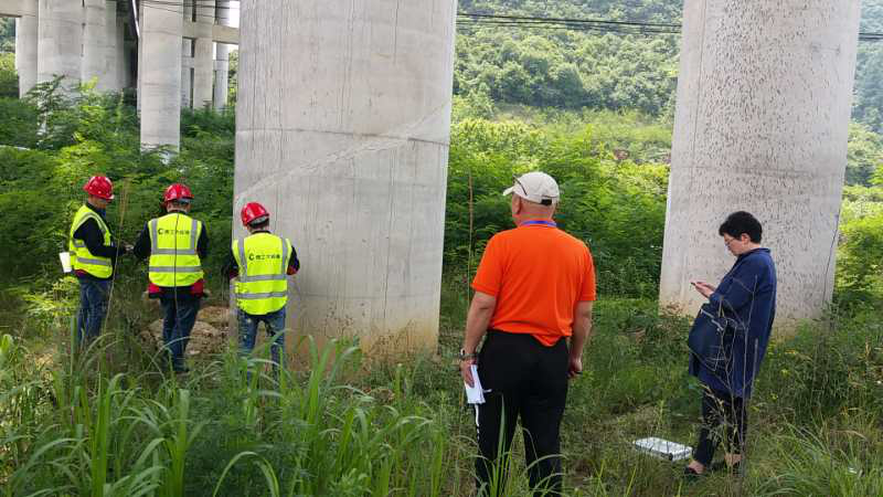 国产日韩精品欧美一区喷