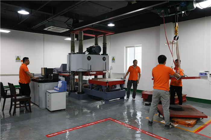 国产日韩精品欧美一区喷