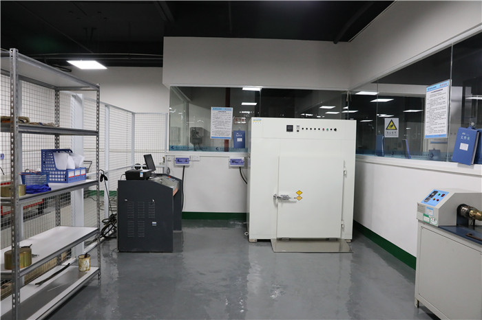 国产日韩精品欧美一区喷