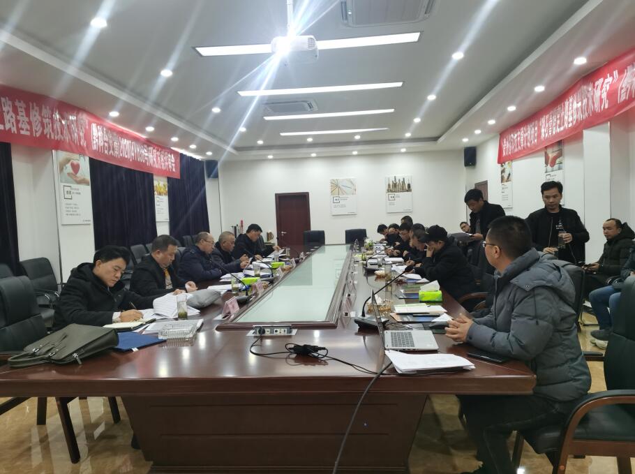 国产日韩精品欧美一区喷