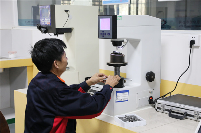 硬度试验